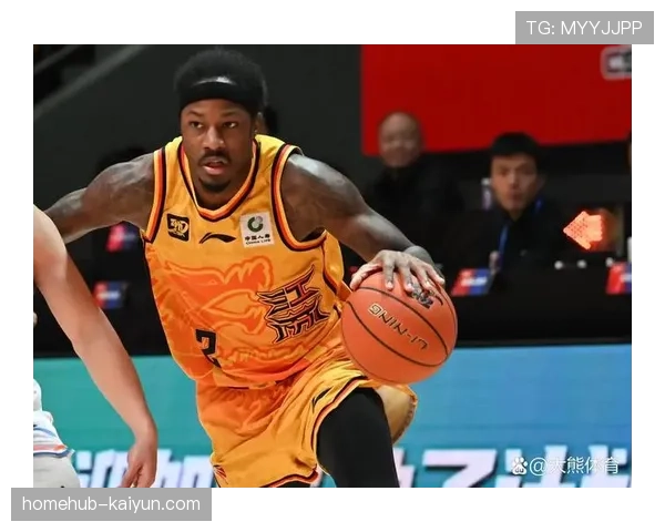 上海队引进洛夫顿和布莱德索后打出14连胜 外援调整效果显著