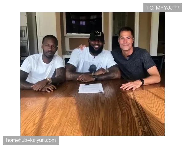 詹姆斯基础薪资掉出前五 5262万美元仅排联盟第12位